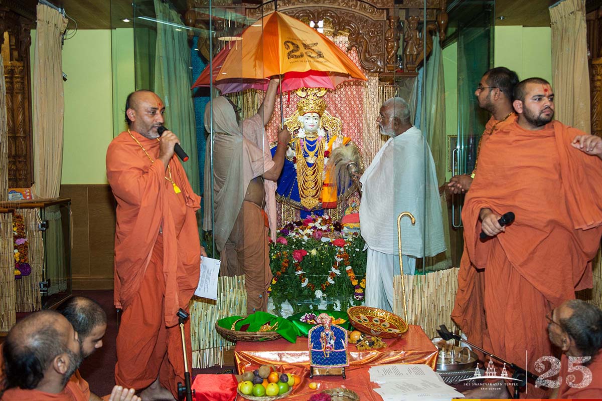 ©1987-2017 SKS Swaminarayan Temple East London